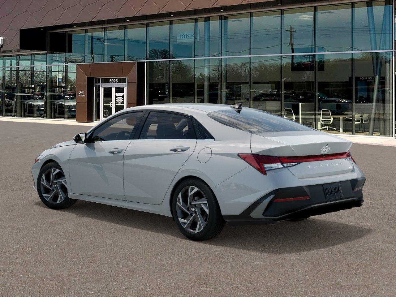 2025 Hyundai Elantra Limited photo 3