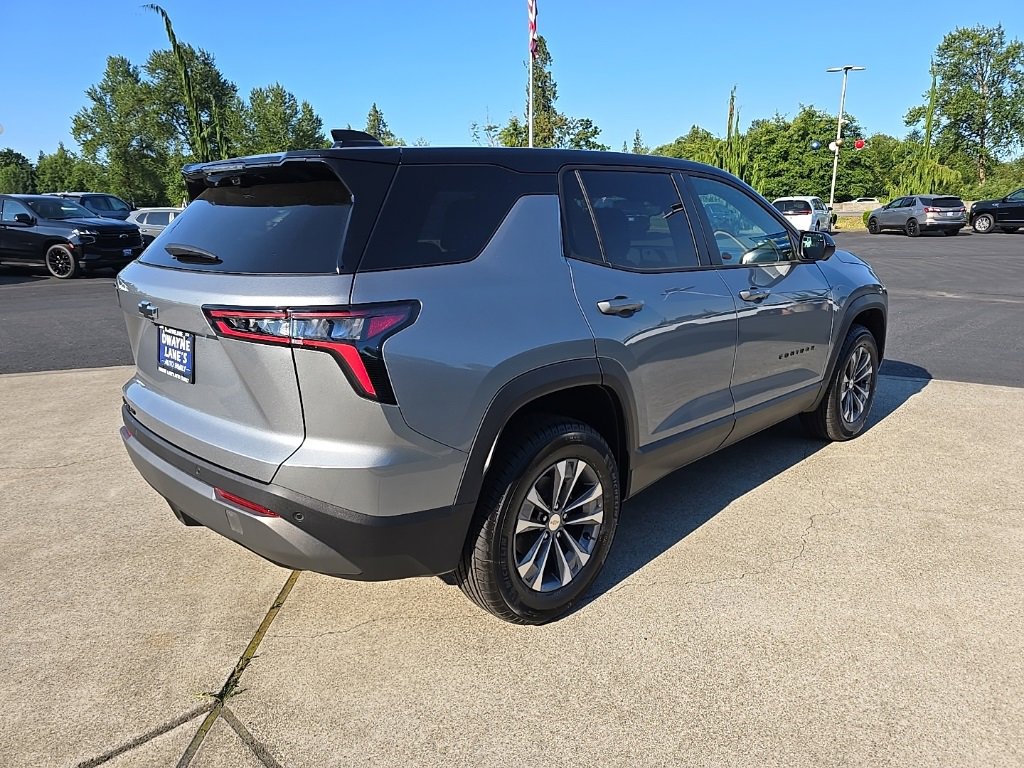 2026 Chevrolet Equinox LT photo 4