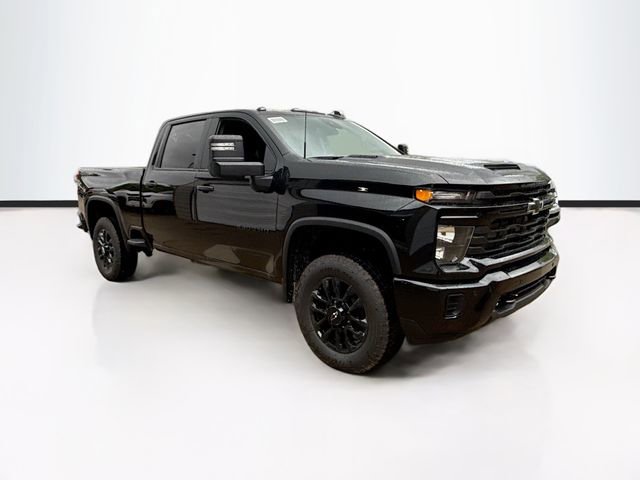 2025 Chevrolet Silverado Custom photo 2
