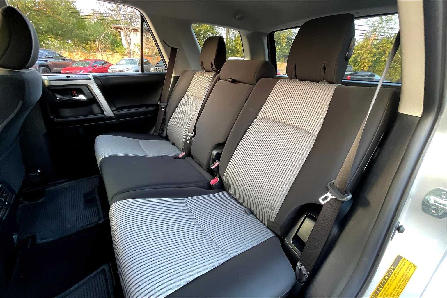 2024 Toyota 4Runner SR5 photo 18