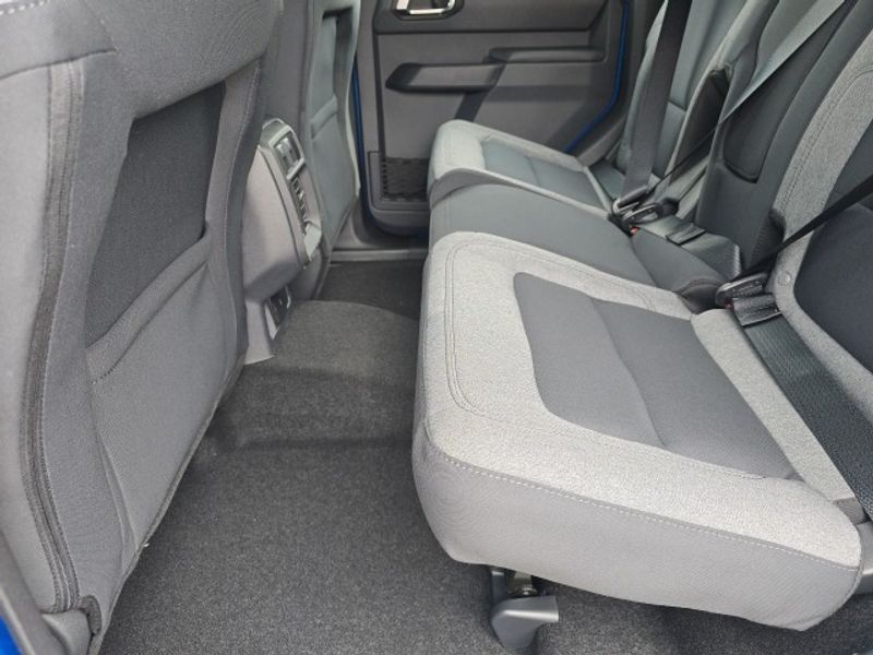 2025 Ford Bronco Base photo 5