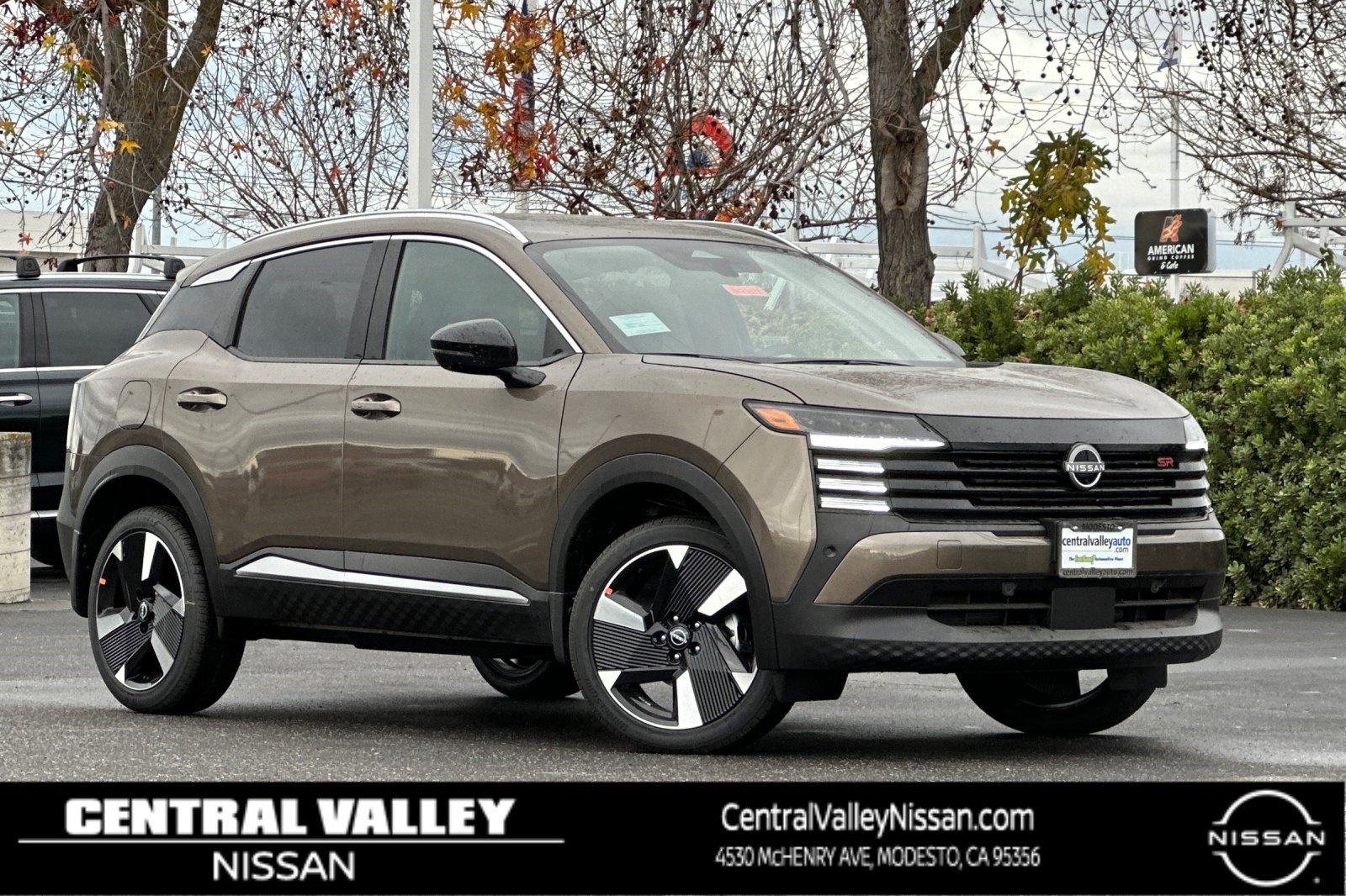 2026 Nissan KICKS SR's photo