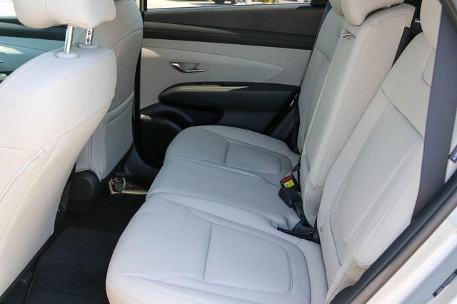 New 2025 Silver Hyundai SEL Convenience FWD image 12