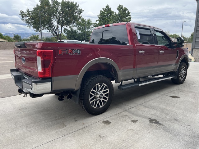 2019 Ford F-350 Lariat photo 4