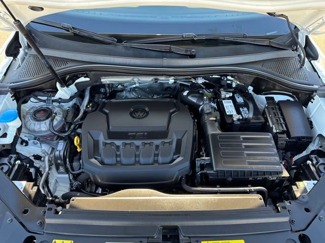 2022 Volkswagen Tiguan SE photo 26
