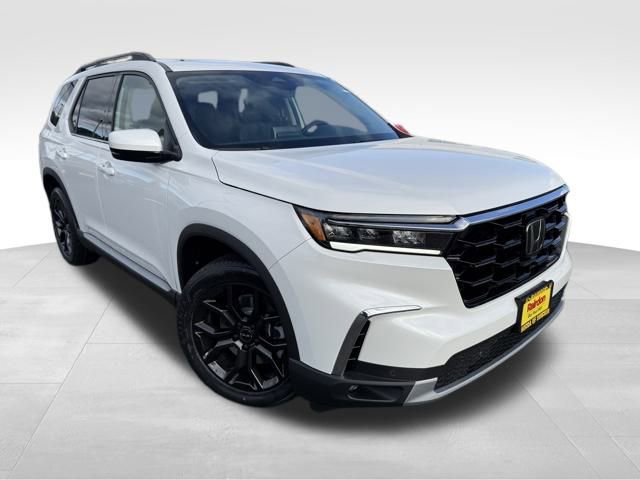 2025 Honda Pilot Touring's photo