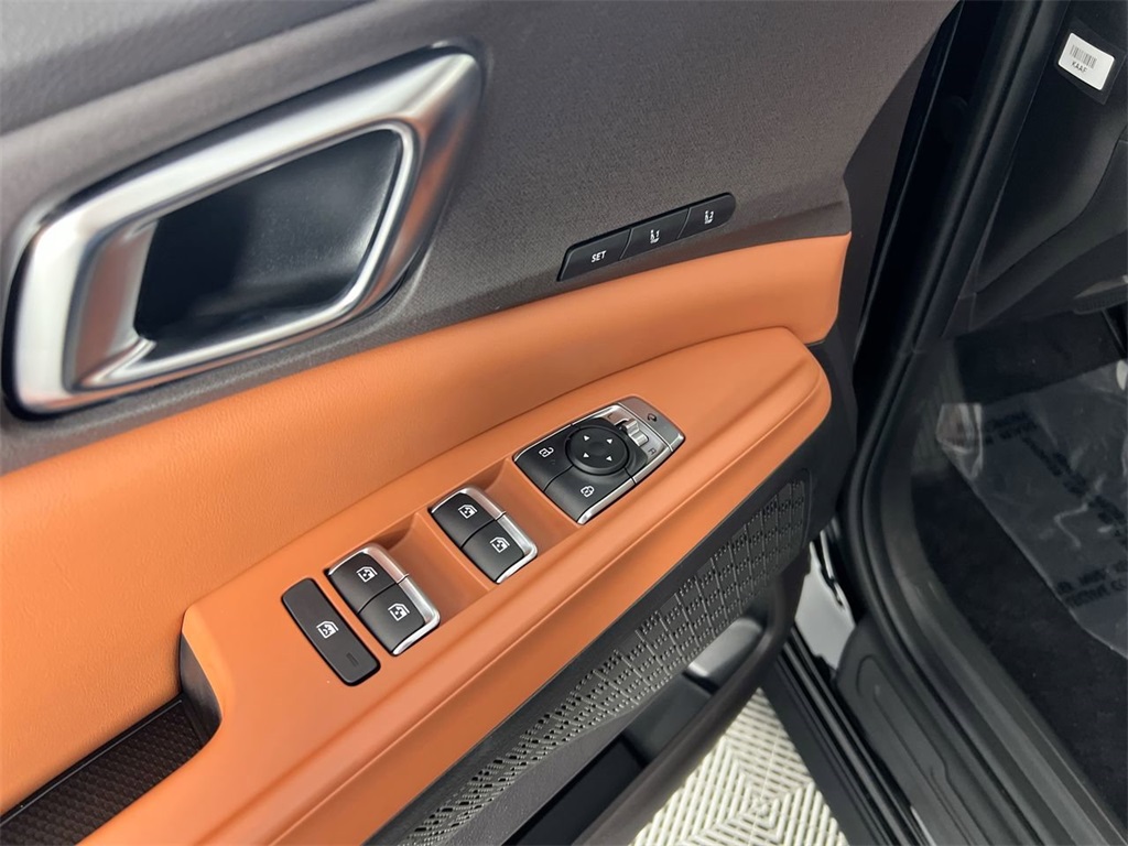 2026 Kia Carnival EX photo 15