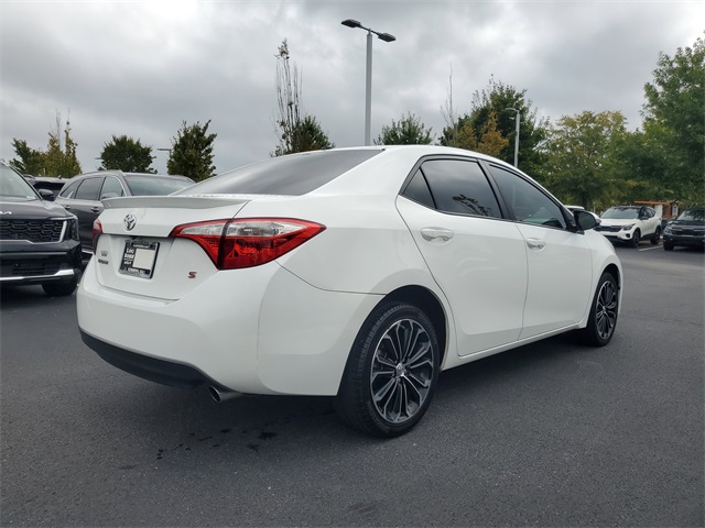 2015 Toyota Corolla S Premium photo 4