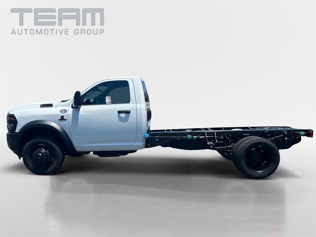2025 Ram 4500 Tradesman photo 4
