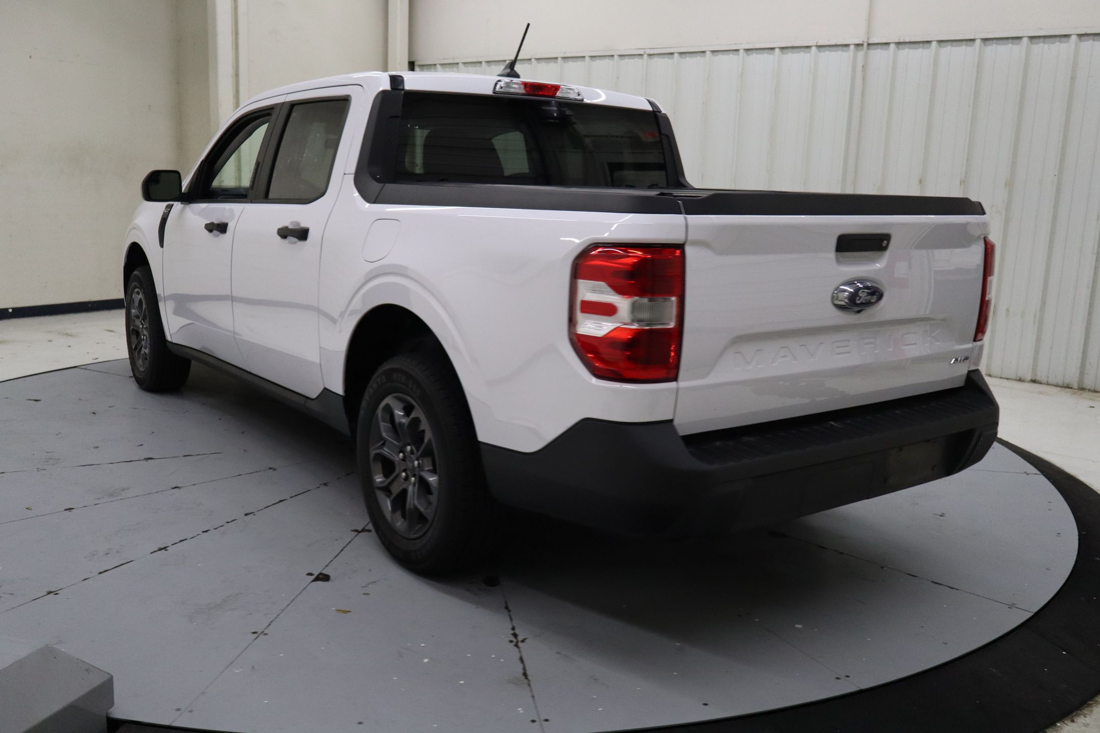 2023 Ford Maverick XLT photo 4