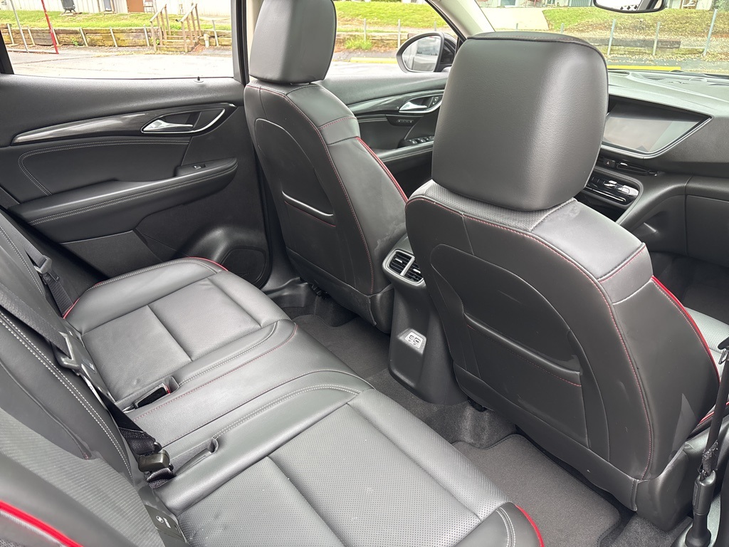 2023 Buick Envision Essence photo 4