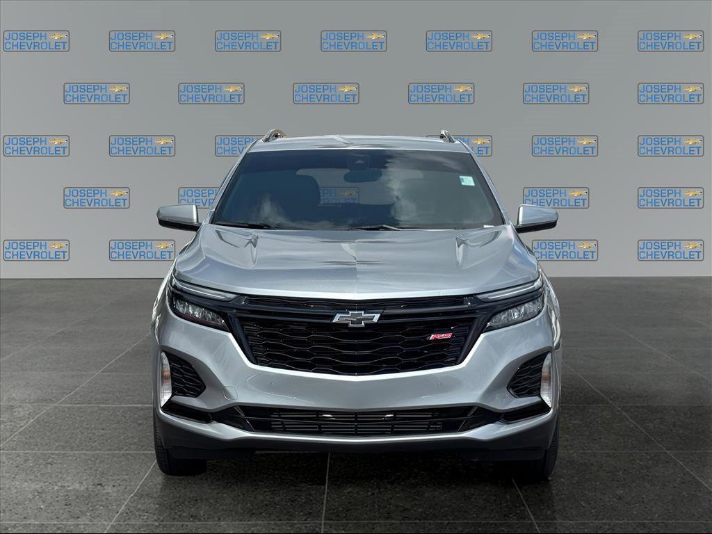 2024 Chevrolet Equinox RS photo 2