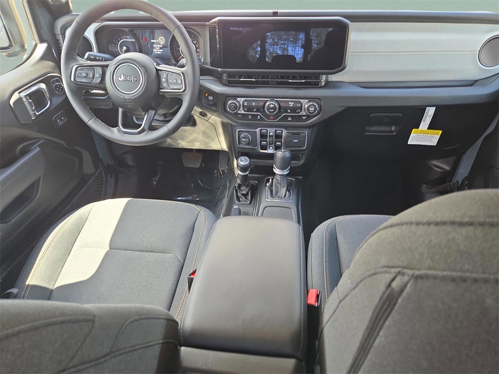 2025 Jeep Gladiator Sport S photo 12