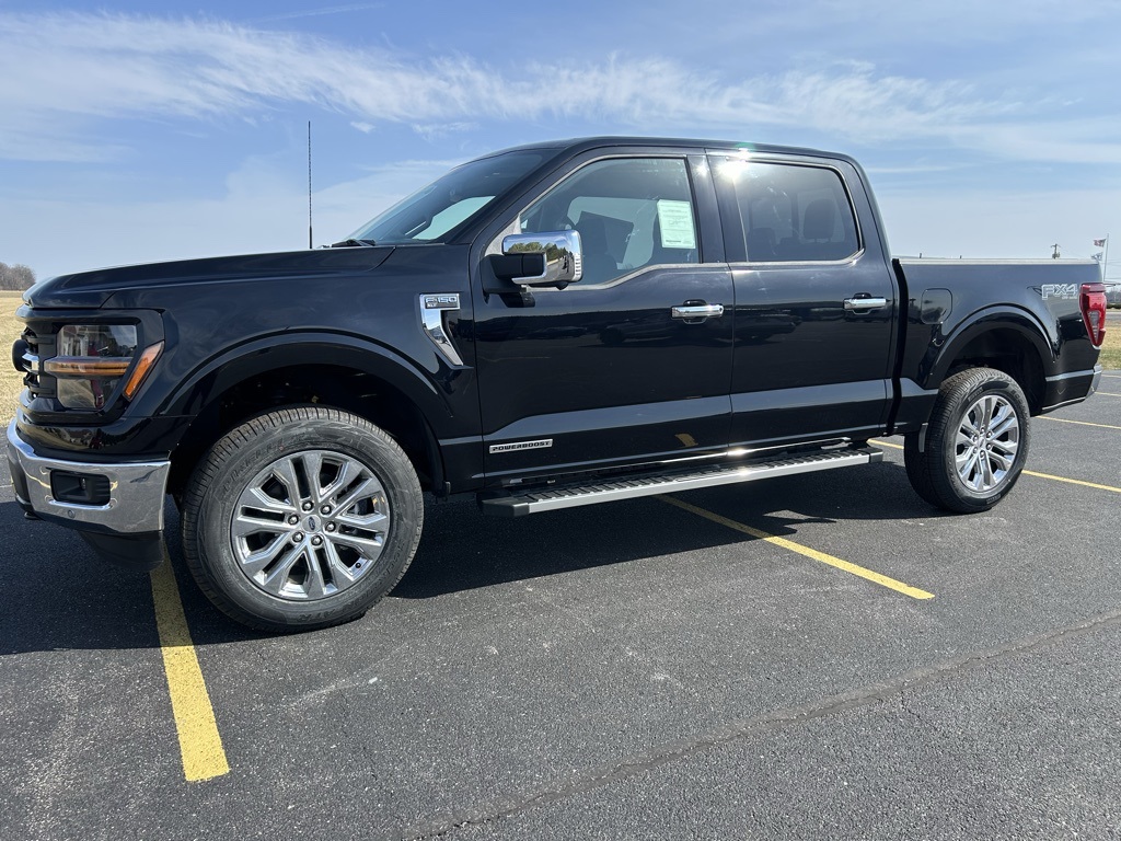 2025 Ford F-150 XLT's photo