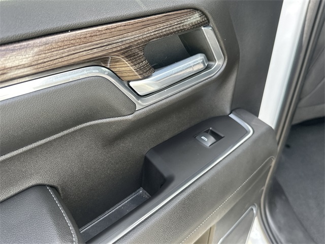 2022 Chevrolet Silverado 1500 LT photo 11
