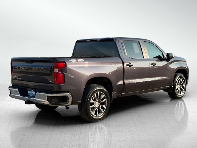 2022 Chevrolet Silverado 1500 LT photo 4