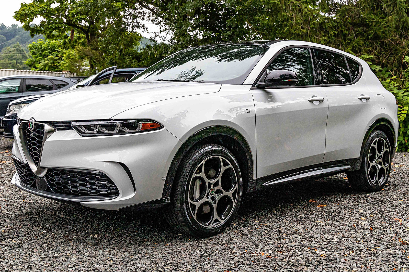 2024 Alfa Romeo Tonale Ti photo 3