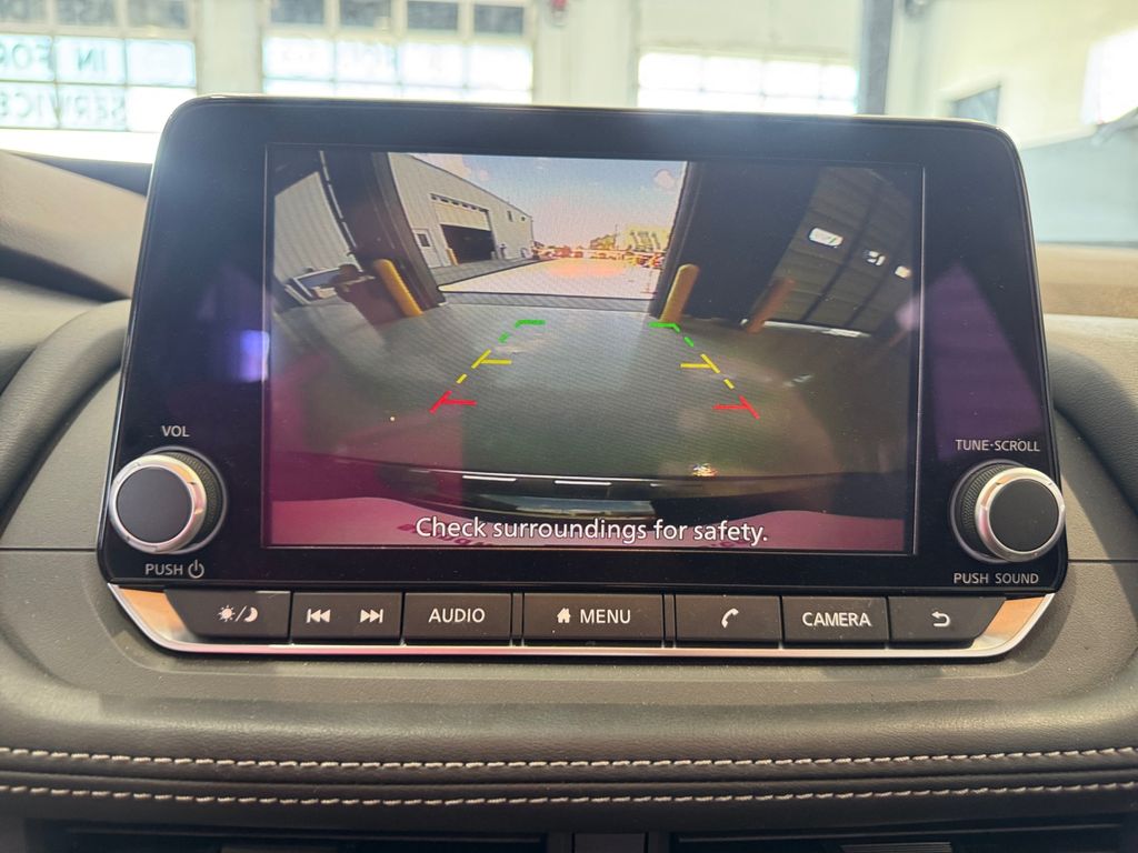 2023 Nissan Rogue SV photo 22