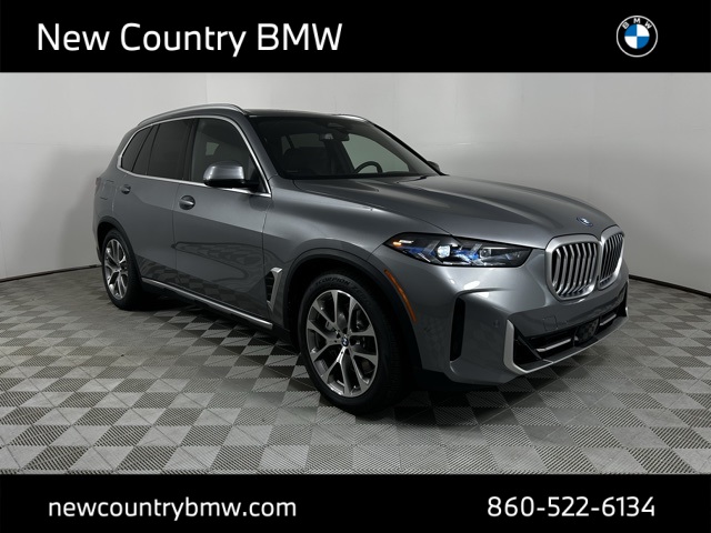 2026 BMW X5 50e's photo