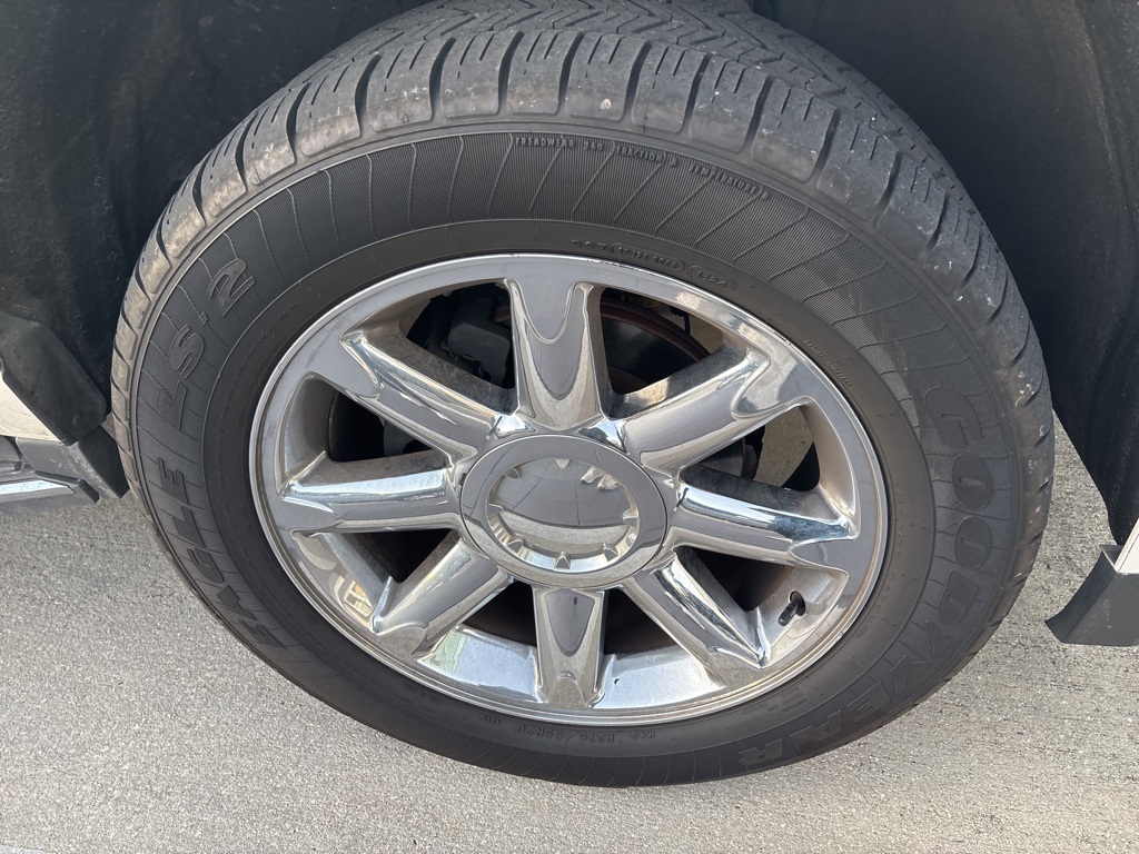 2015 Chevrolet Tahoe LTZ photo 4