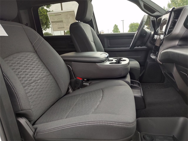 2025 Ram 2500 Tradesman photo 29