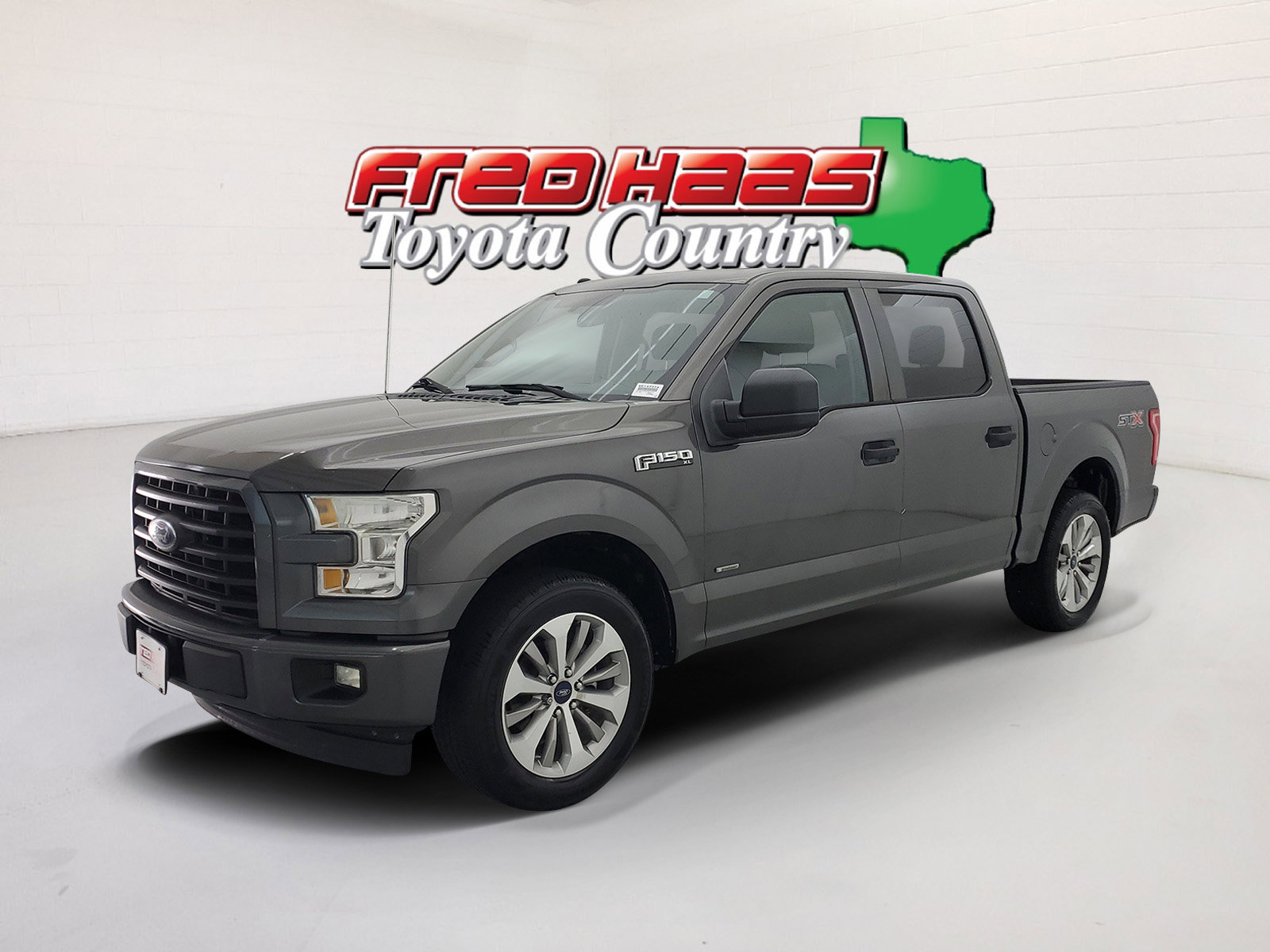 2017 Ford F-150 XL's photo