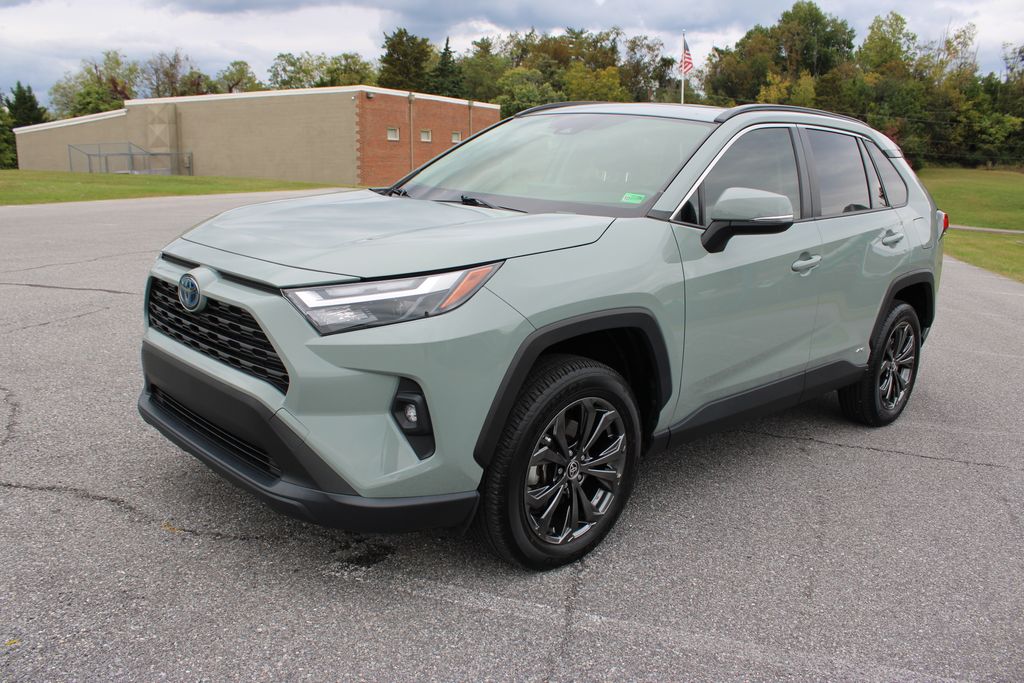 2023 Toyota RAV4 Hybrid XLE Premium photo 4