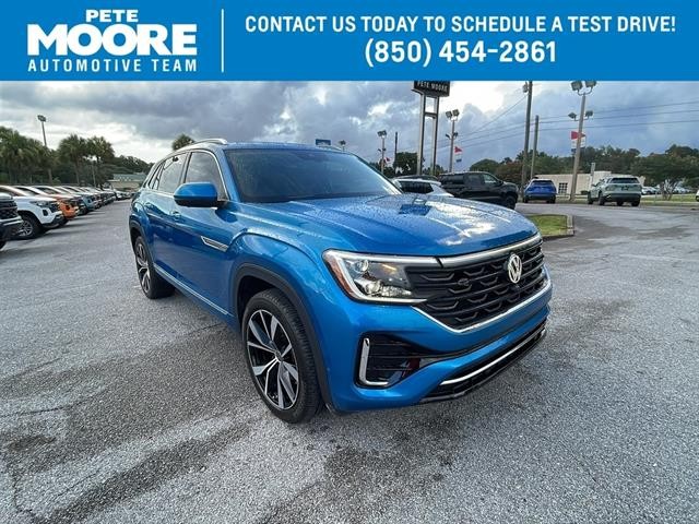 Pre-Owned 2024 Volkswagen Atlas Cross Sport SEL Premium R-Line