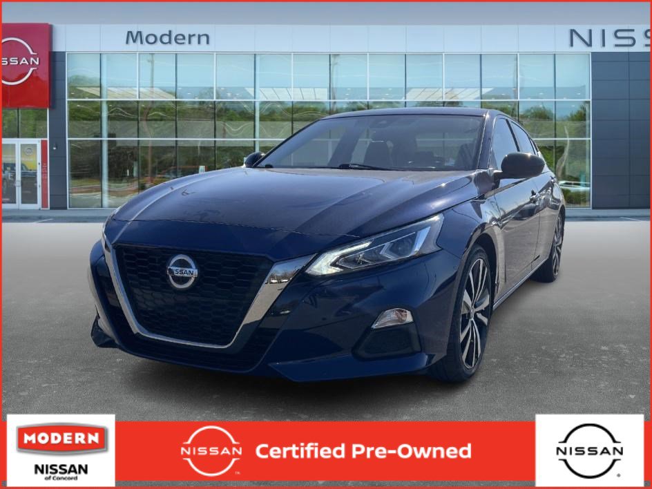 2022 Nissan Altima SR