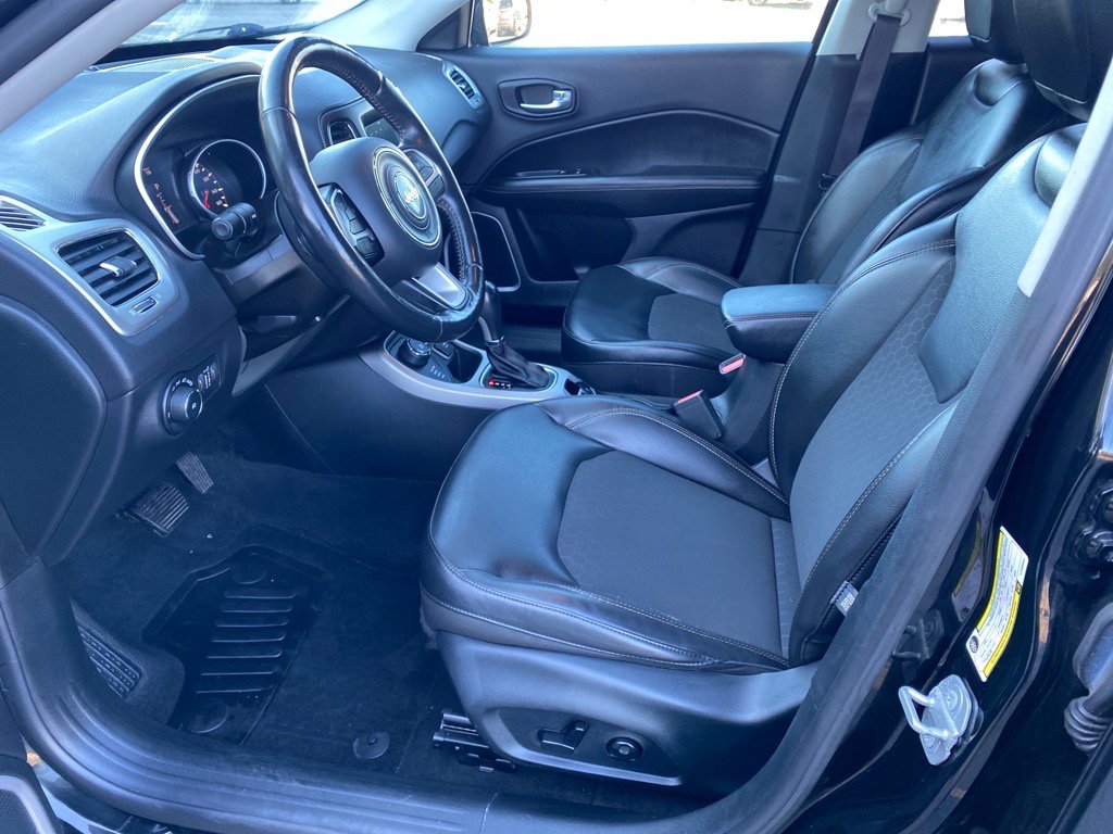 2018 Jeep Compass Latitude photo 9