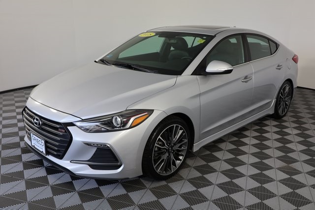 2018 Hyundai Elantra Sport photo 4