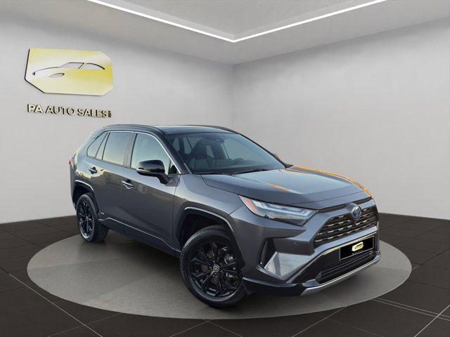 2022 Toyota RAV4 XSE's photo