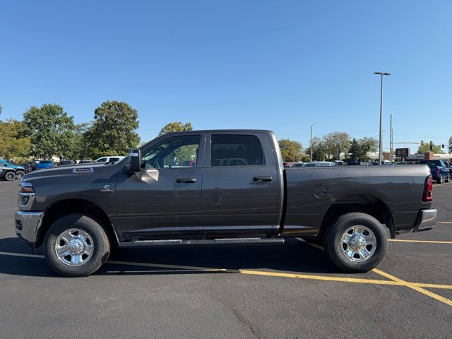 2026 Ram 3500 Tradesman photo 4