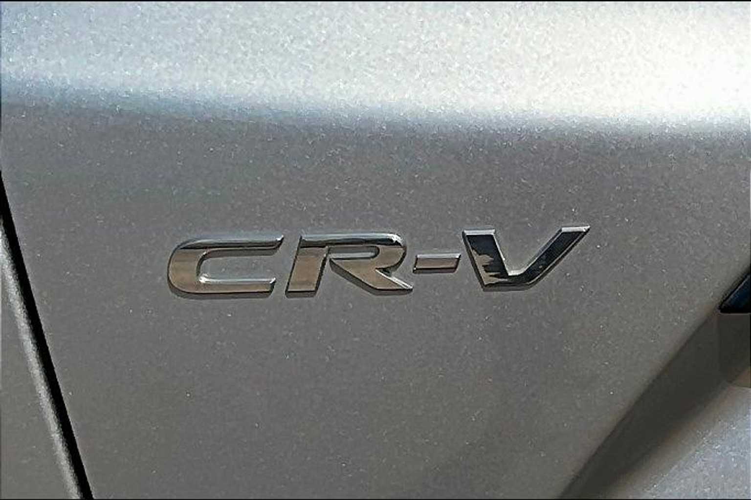 2017 Honda CR-V LX photo 26