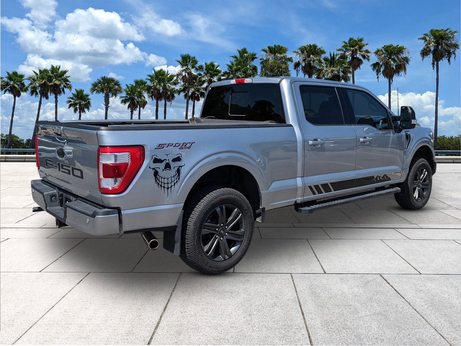 2023 Ford F-150 Lariat photo 9