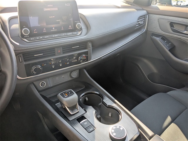 2023 Nissan Rogue S photo 15