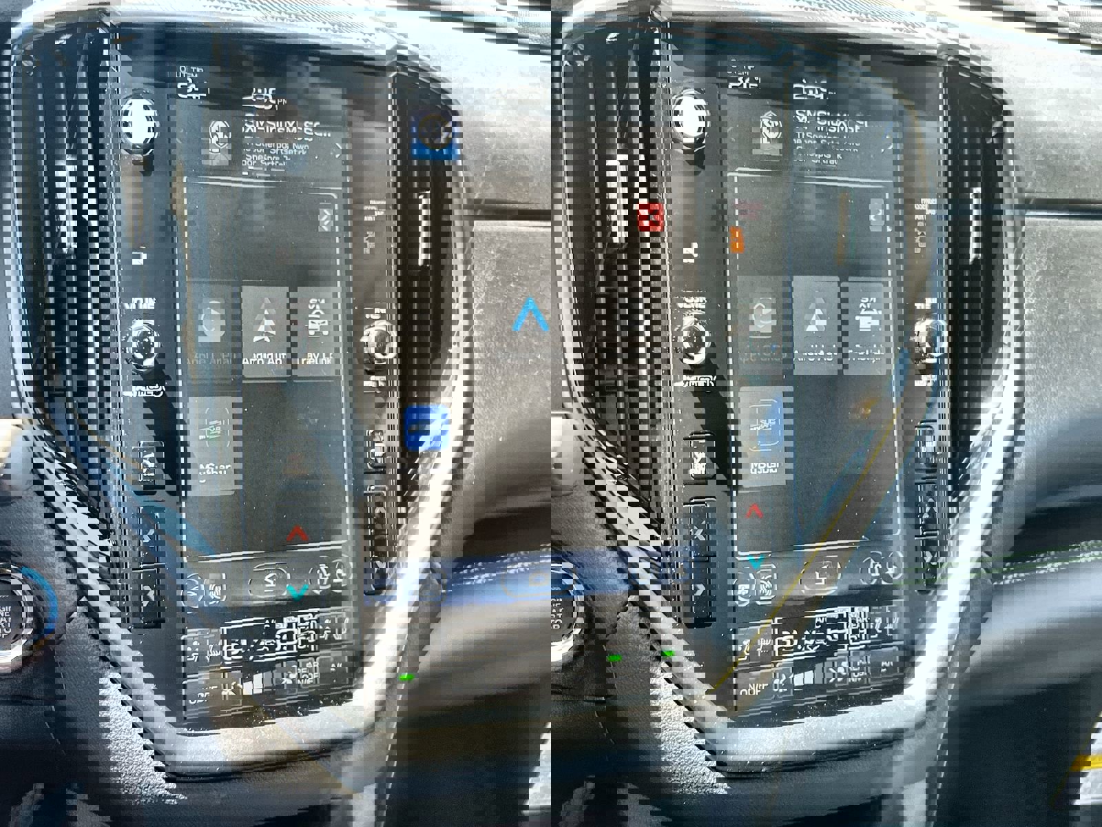 2025 Subaru Ascent Onyx Edition Touring photo 17