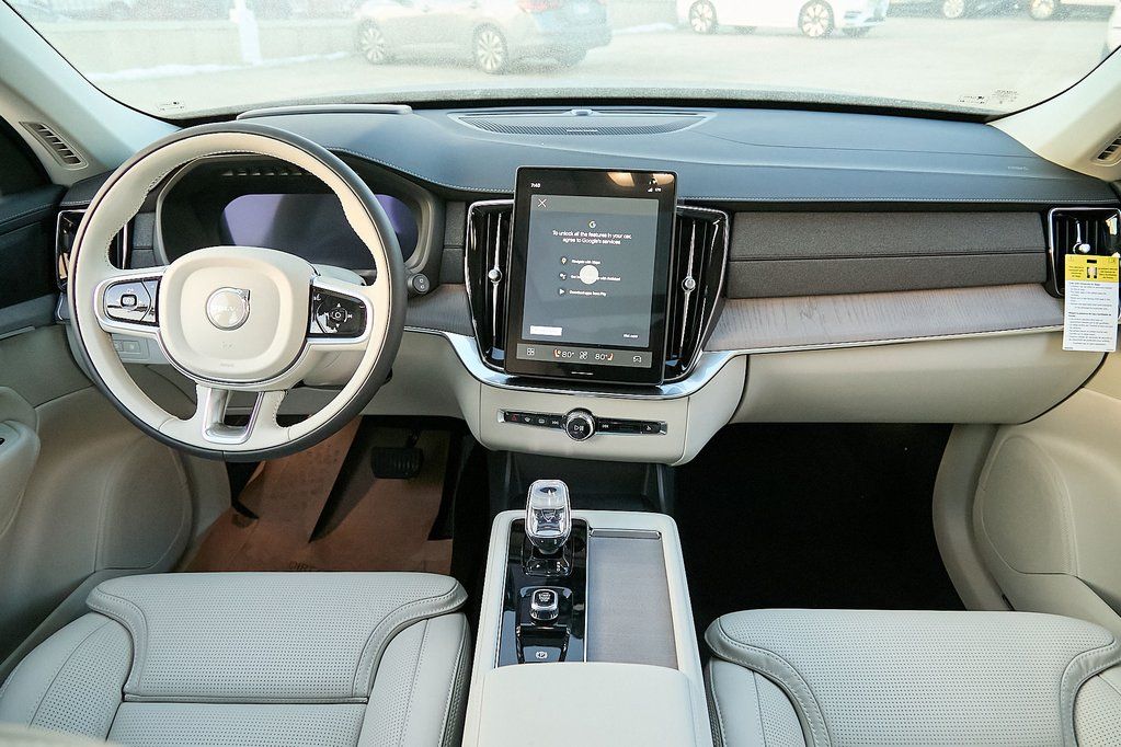 2026 VOLVO XC90 - Image 23