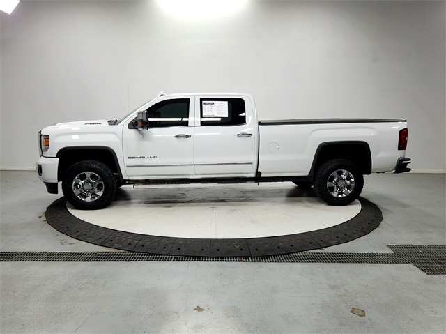 2019 Gmc Sierra 3500 HD Denali photo 4