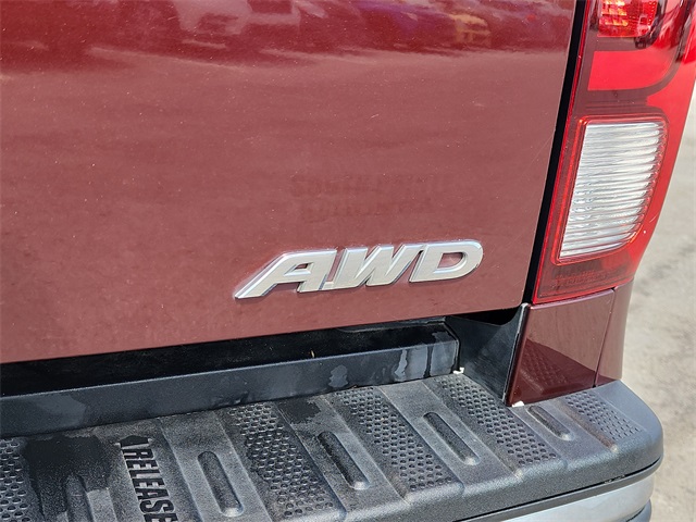 2019 Honda Ridgeline RTL-E photo 3