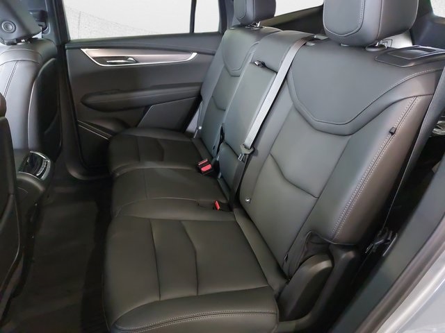 2025 Cadillac XT6 Luxury photo 17