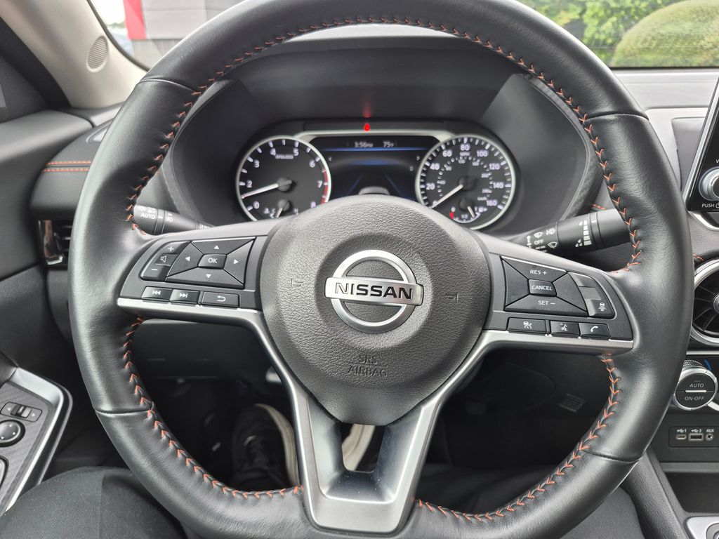 2023 Nissan Sentra SR photo 17