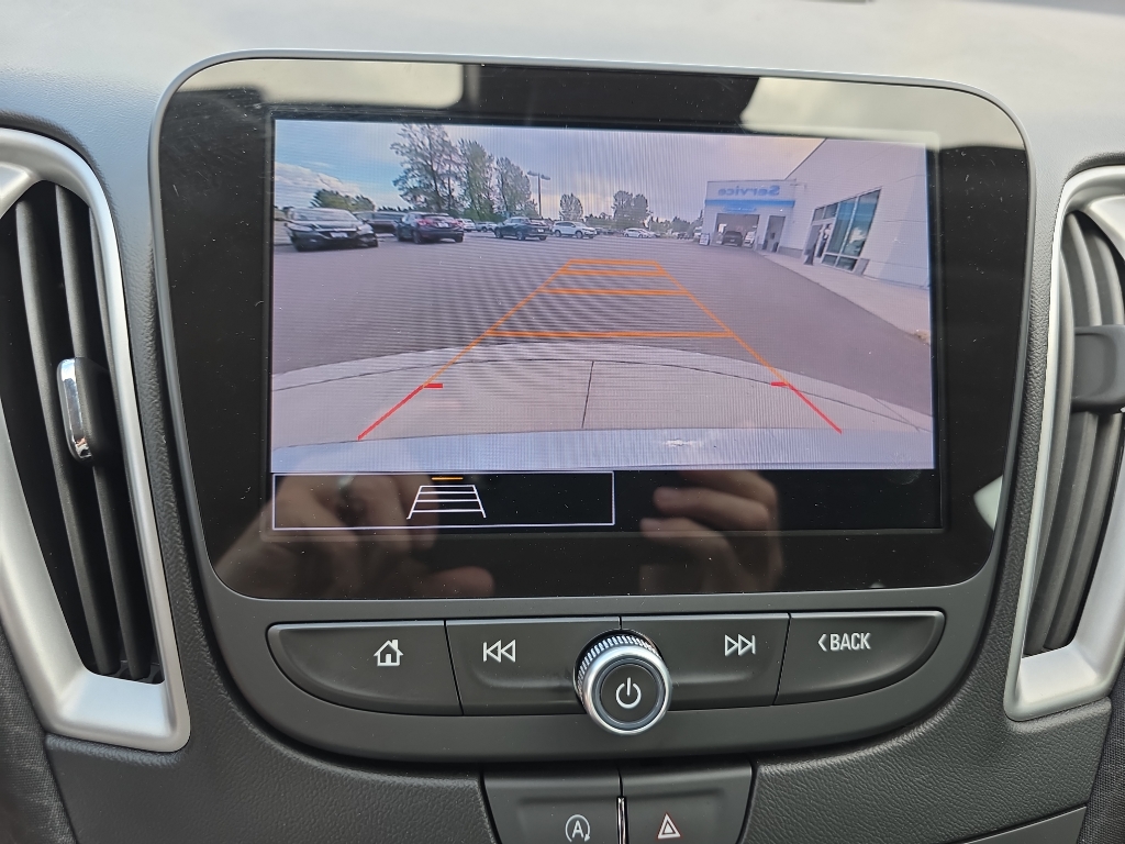 2023 Chevrolet Malibu 1LT photo 29