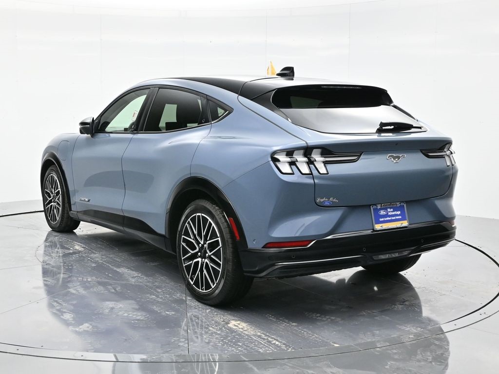 2024 Ford Mustang Mach-E Premium photo 7