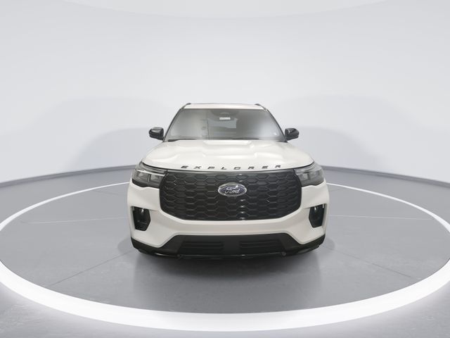2026 Ford Explorer ST-Line photo 3