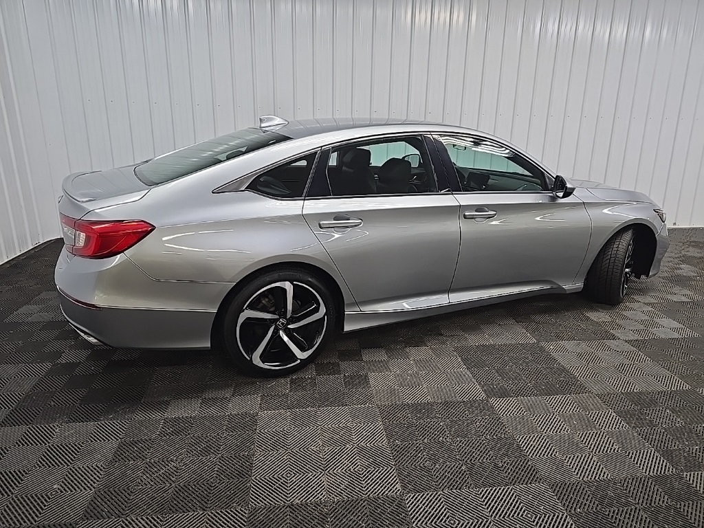 2019 Honda Accord Sport photo 3