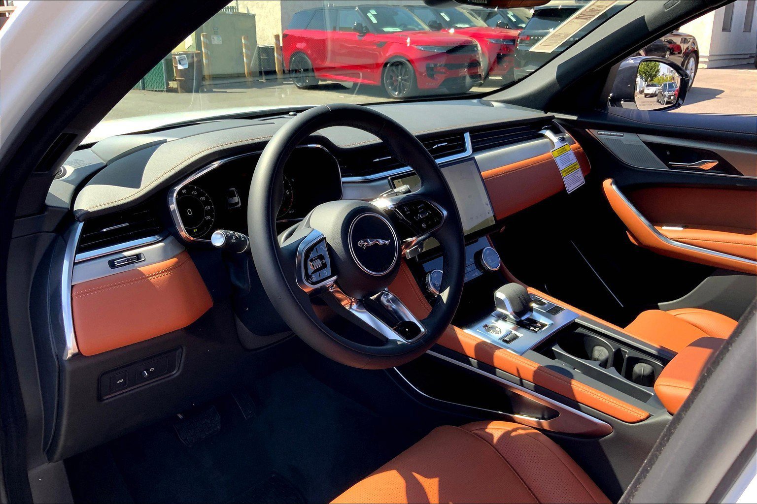 2026 Jaguar F-PACE P250 R-Dynamic S photo 8