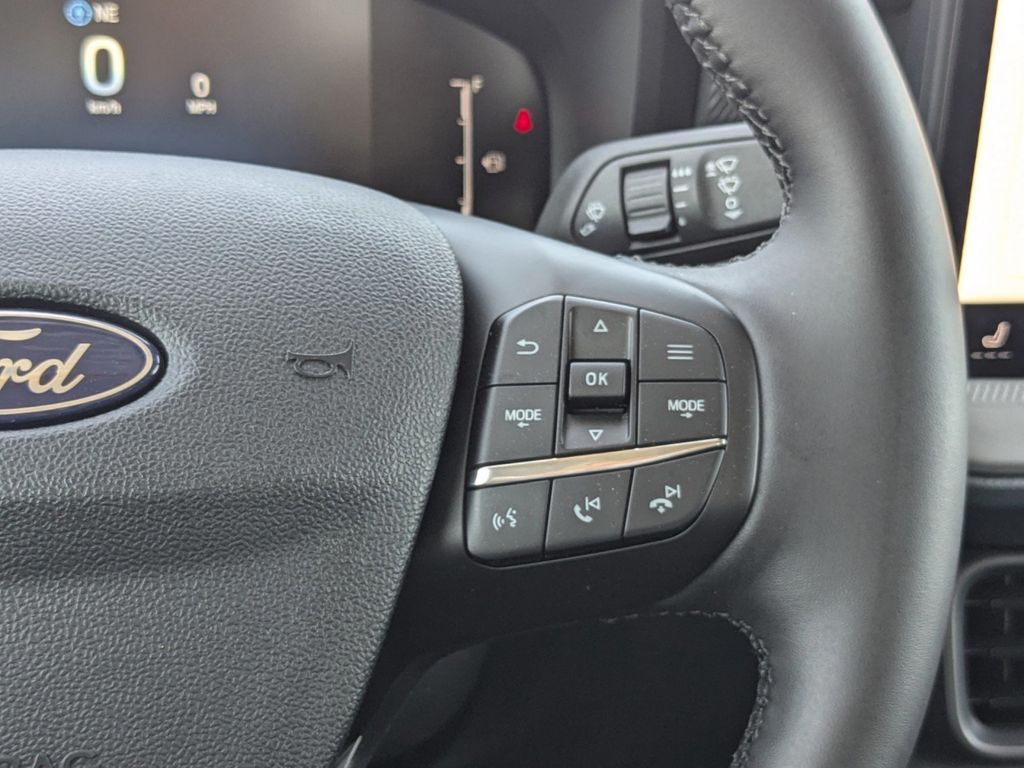 2025 Ford Maverick XLT photo 18