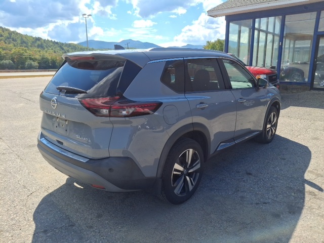 2021 Nissan Rogue SL photo 3