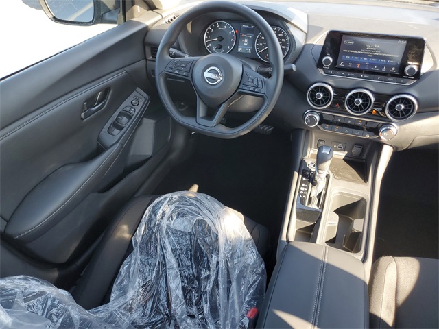 2025 Nissan Sentra S photo 8